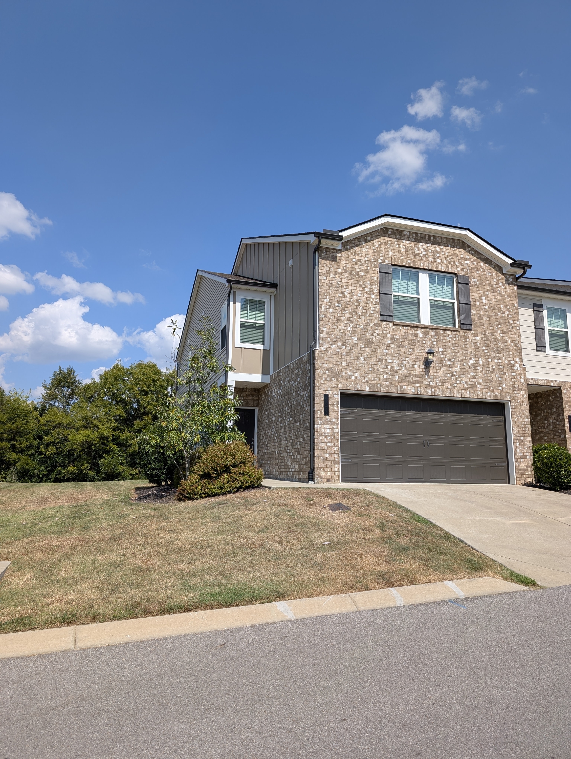 824 Arrington Way