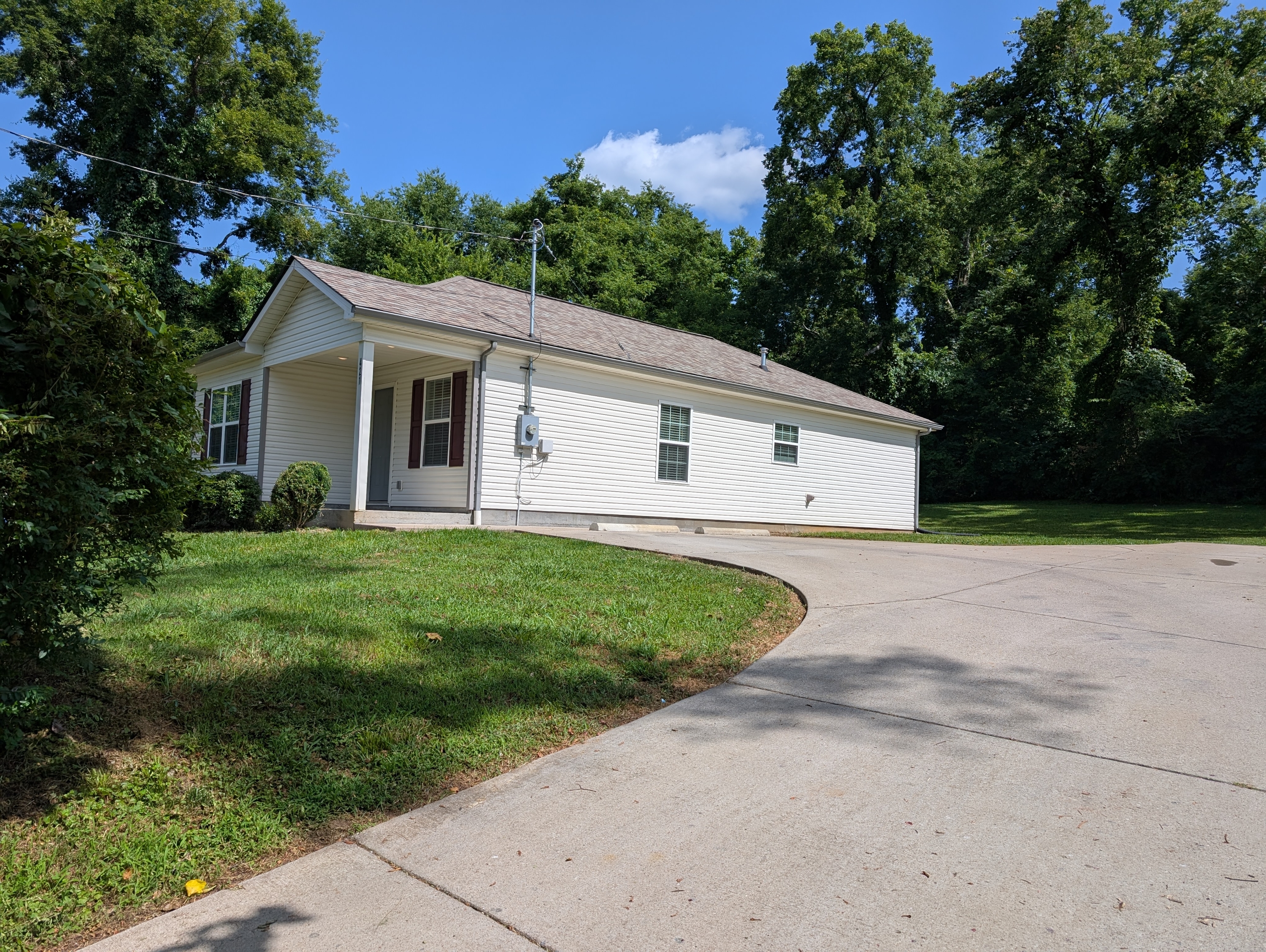 Property main image